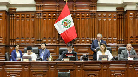 Congreso peruano aprueba la presentación de una nueva denuncia constitucional contra Pedro Castillo