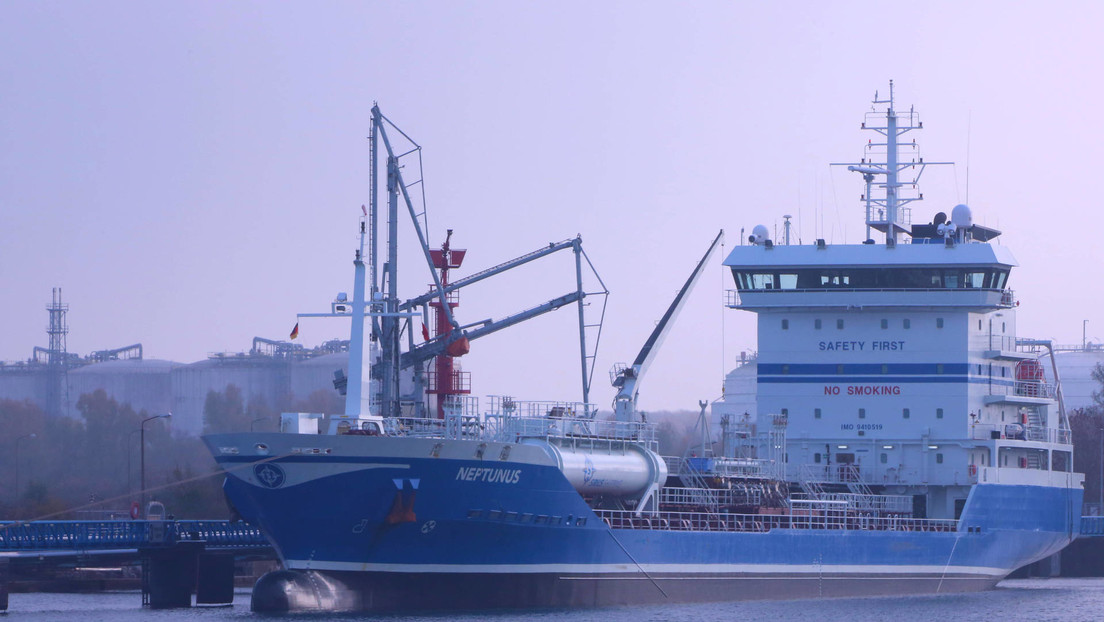 Bloomberg: El atasco de petroleros en aguas turcas podría costar hasta 13 millones de dólares