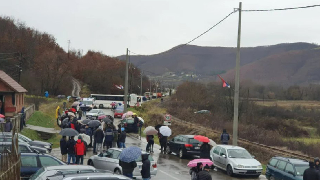 Vucic sobre la tensión en el norte de Kosovo: "Estamos arrinconados"