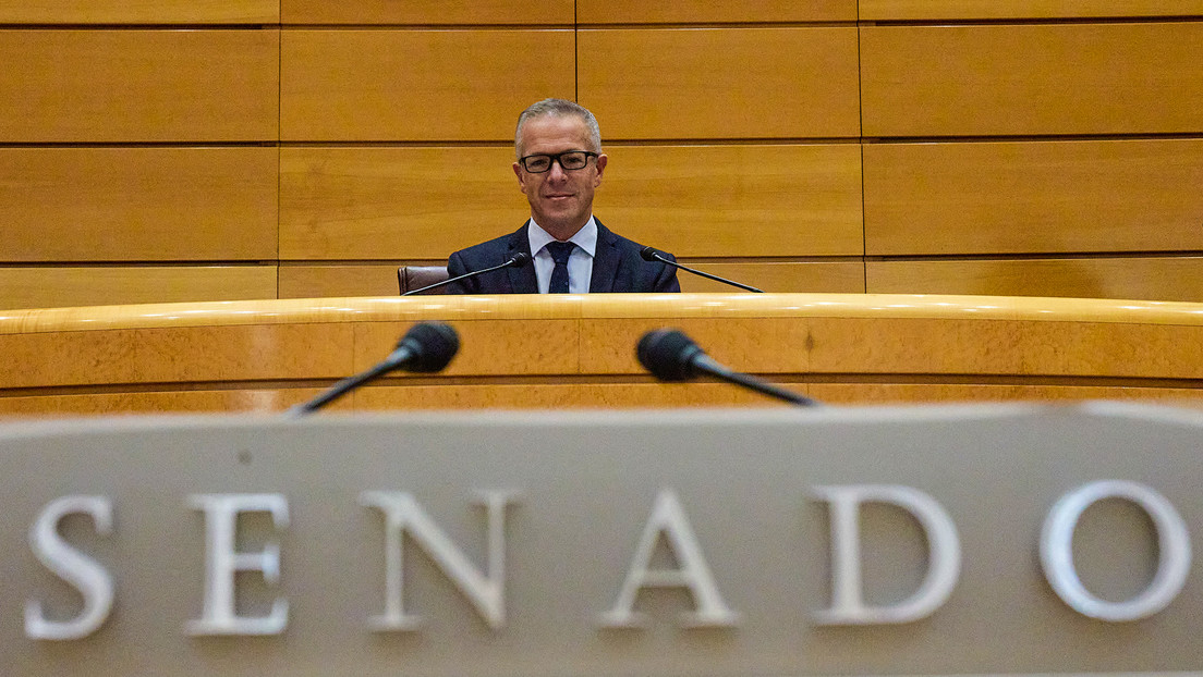 El Constitucional de España mantiene la suspensión de su propia reforma tras el recurso del Senado