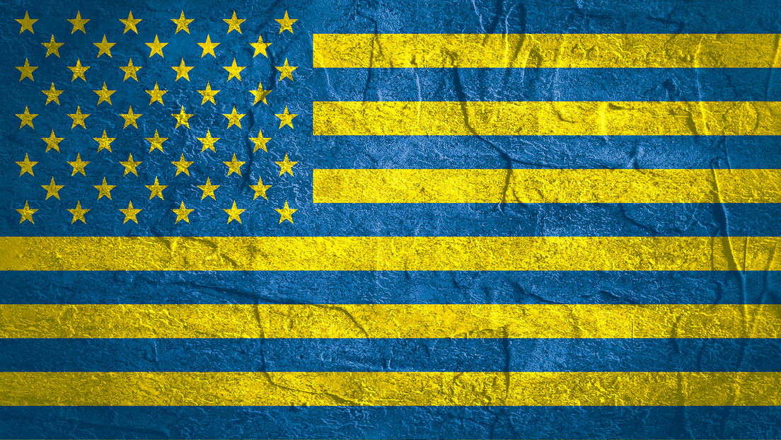 Moscú ironiza sobre la "nueva bandera" de Ucrania