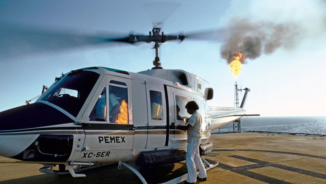 Se desploma en el mar un helicóptero contratado por Petróleos Mexicanos