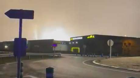 Captan la explosión de una subestación que deja sin electricidad a 5.000 personas en España