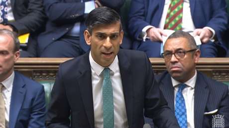 Reino Unido anuncia medidas para acelerar la deportación de inmigrantes ilegales de Albania