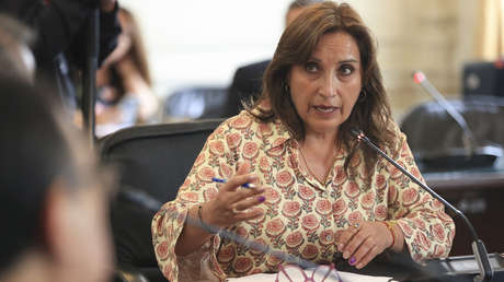 Dina Boluarte pide al Congreso de Perú adelantar las elecciones