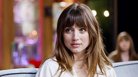 Juez da luz verde a fans de Ana de Armas para demandar a Universal por tráiler engañoso