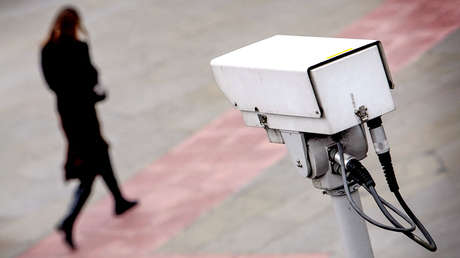 Revelan que las tecnologías anticovid se usan para espionaje global y Snowden lo vio venir