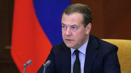 Expresidente ruso: Moscú hará "todo lo posible" para evitar una catástrofe nuclear