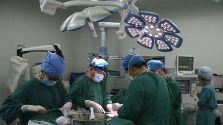 Multan a una surcoreana que acordó donar su hígado por un pago y un puesto de trabajo