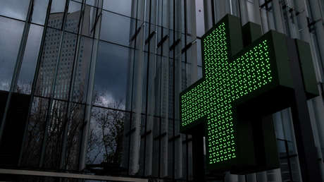 Unos 8.000 pacientes británicos reciben por error un mensaje advirtiéndoles de que tienen cáncer en lugar de felicitaciones navideñas