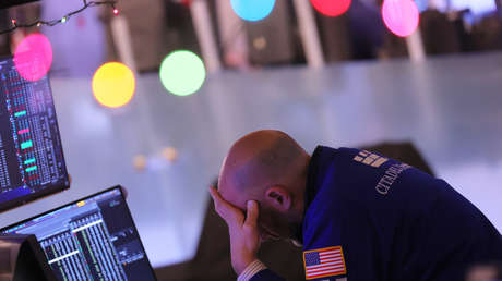 Los mercados mundiales de acciones y bonos perdieron más de 30 billones de dólares en 2022