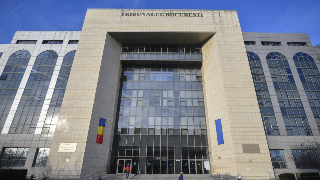 ¿Qué se sabe del caso del polémico 'influencer' Andrew Tate acusado de tráfico de personas?