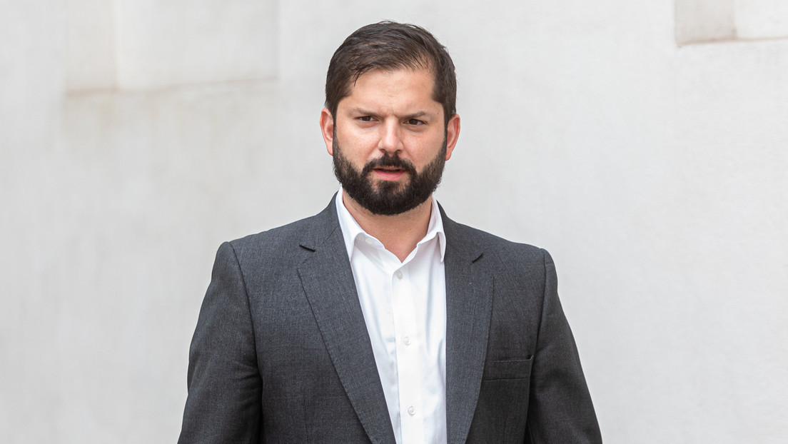 Denuncia contra exministra y autocrítica del Gobierno: se profundiza la crisis de Boric por los indultos