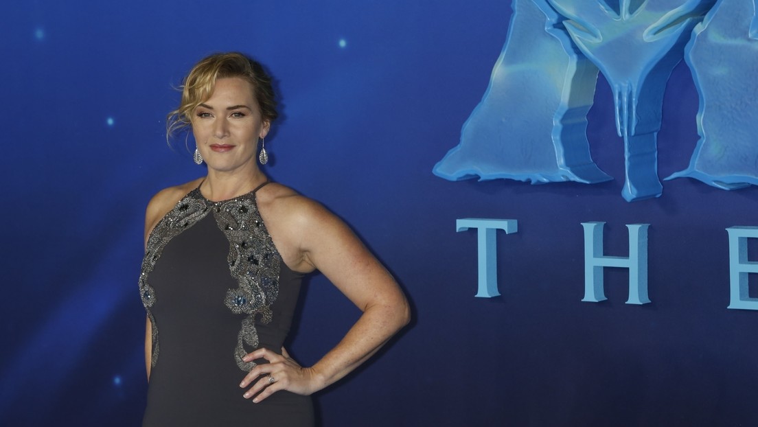 Kate Winslet conmueve a la Red al confortar a una reportera novata en su primera entrevista (VIDEO)