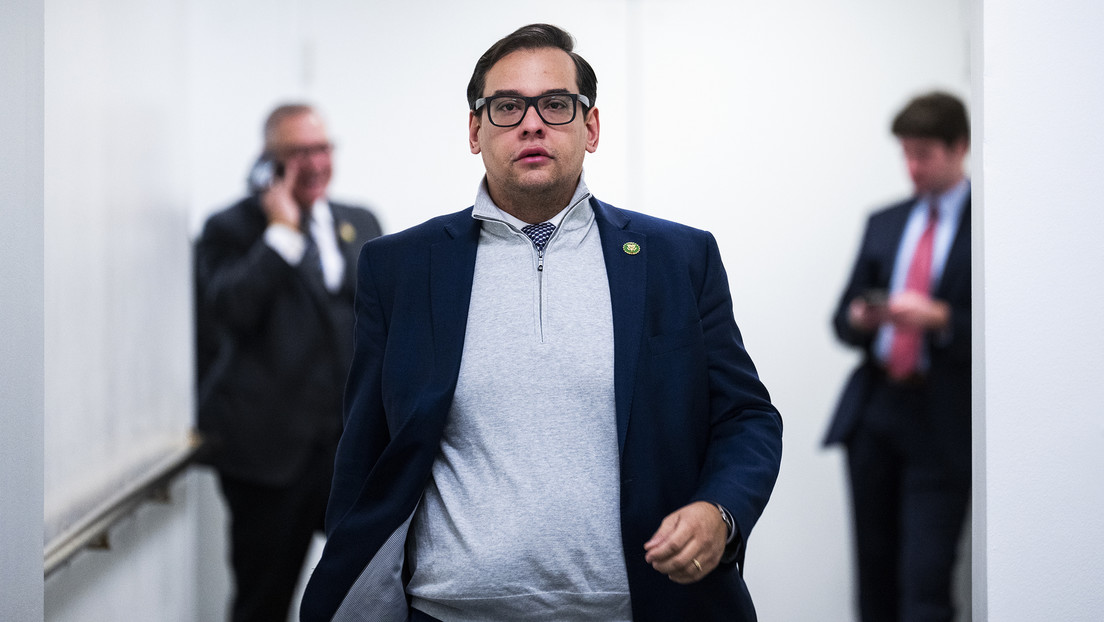 Primeras reacciones del congresista que inventó su biografía a las acusaciones de fraude