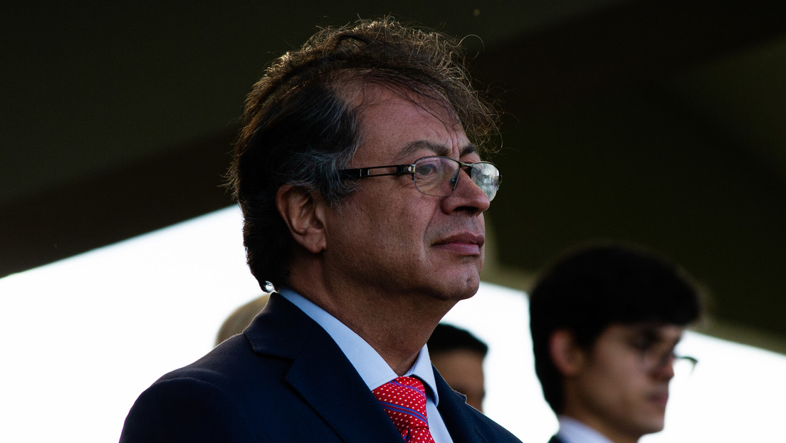 Petro pone un ultimátum al ELN: "El camino de Camilo Torres o el de Pablo Escobar"