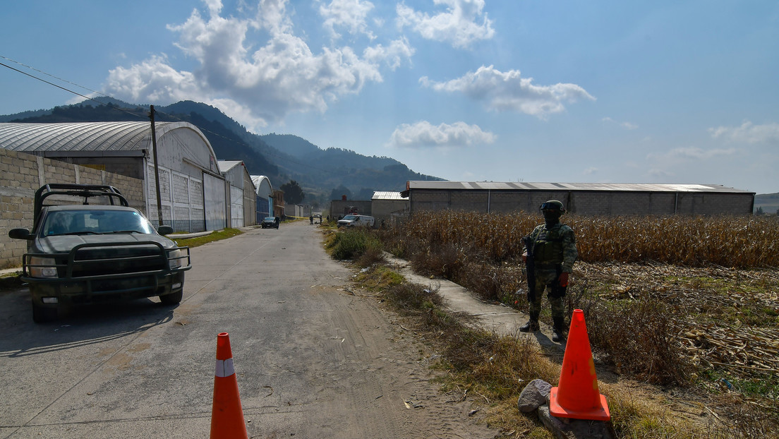 Hallan en México 26 paquetes con restos humanos en un almacén utilizado por el CJNG como cementerio