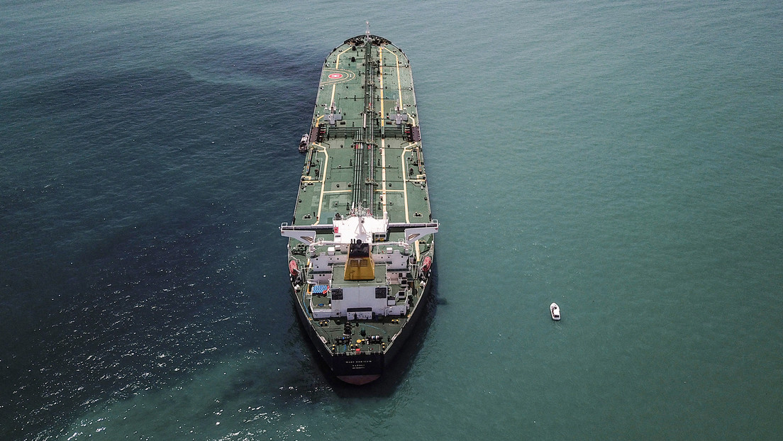 Congreso de Perú extiende el plazo para investigar el derrame de petróleo de Repsol en el litoral