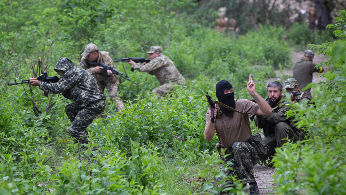NYT: El Pentágono envía a Ucrania municiones de artillería estadounidenses almacenadas en Israel