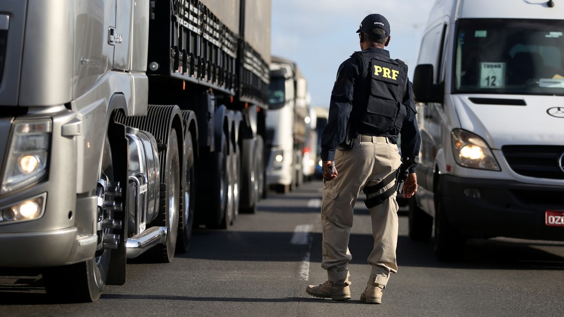 Lula realiza un drástico cambio en la línea de mando de la Policía Federal y de Carreteras