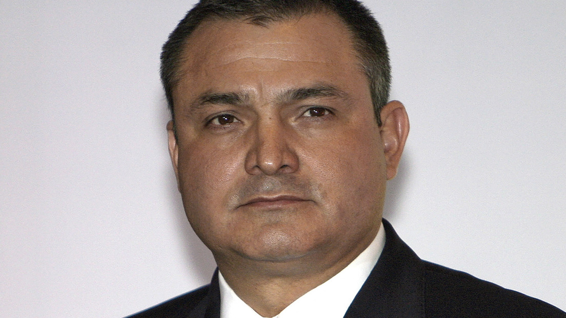 "El hombre que traicionó a dos países": Arranca en EE.UU. el juicio contra exsecretario de seguridad de México