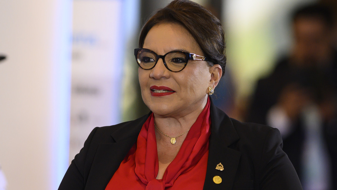 Perú retira a su embajador en Honduras tras el duro discurso de Xiomara Castro en la Celac