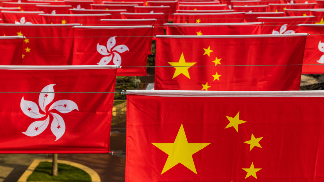 Hong Kong acusa a EE.UU. de "intenciones siniestras y acoso hegemónico"