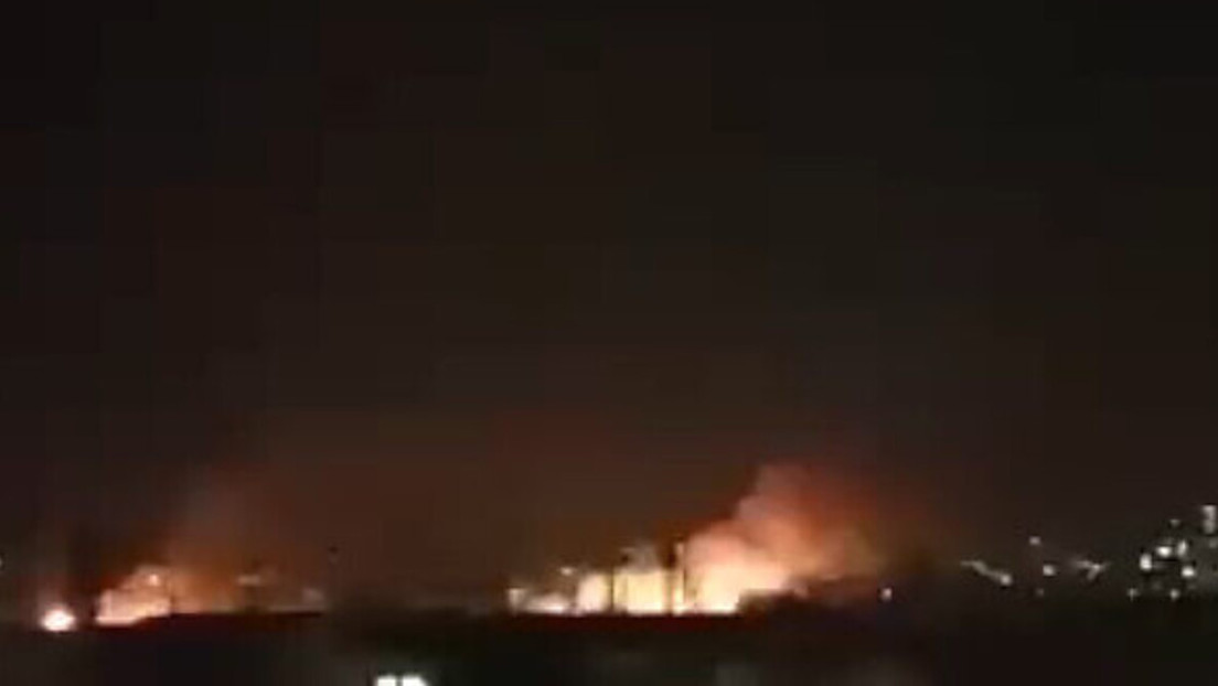 Ataque con drones a un convoy de camiones iraní en la frontera entre Siria e Irak