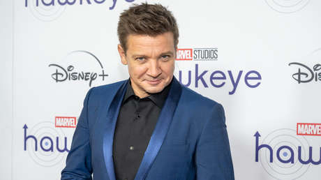 El actor Jeremy Renner, en estado "crítico, pero estable" tras sufrir un accidente mientras quitaba nieve