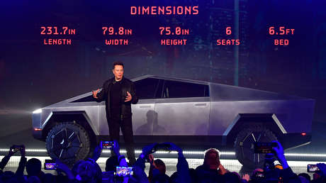 Un fan de Tesla solicita extender el uso de la marca a barcos y aviones