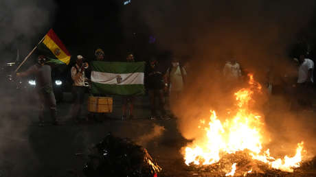 Incendian el edificio de la Fiscalía Departamental de Santa Cruz en Bolivia (FOTOS, VIDEO)
