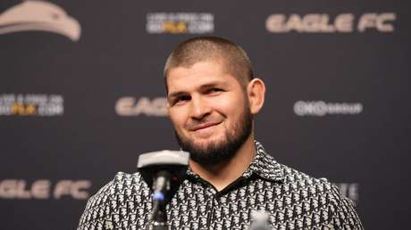 El luchador ruso Khabib Nurmagomédov se retira por completo de la MMA