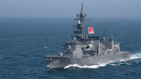 Un destructor japonés de misiles guiados colisiona y causa un derrame de petróleo (VIDEO)