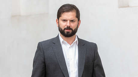 Denuncia contra exministra y autocrítica del Gobierno: se profundiza la crisis de Boric por los indultos