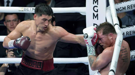 Dmitri Bivol es el primer ruso elegido boxeador del año por la Asociación de Escritores de Boxeo de EE.UU. en 84 años