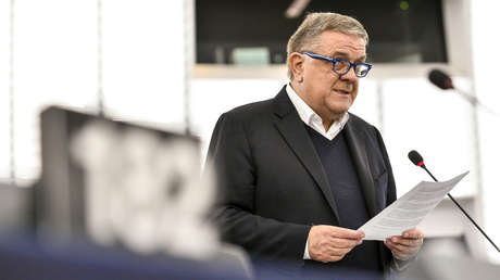 Exeurodiputado clave del 'Catargate' cooperará con la Justicia a cambio de una pena reducida