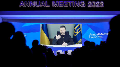 Zelenski declara que no sabe muy bien si Putin está vivo y el Kremlin le responde