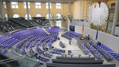 "Sus abuelos ya lo intentaron en su día": El Bundestag no logra acordar envíos de tanques Leopard a Kiev