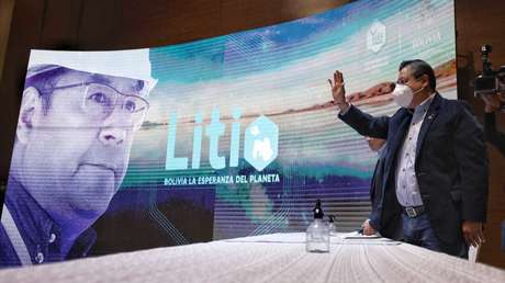 Bolivia firma un convenio con un consorcio chino para la explotación de litio