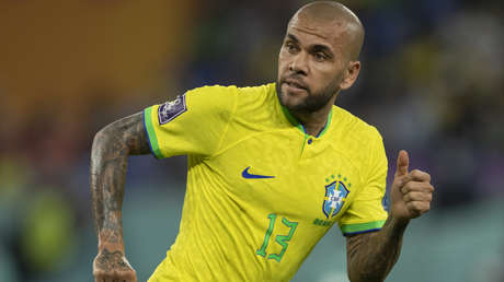 Las tres versiones opuestas que dio Dani Alves en la causa en su contra por supuesta violación