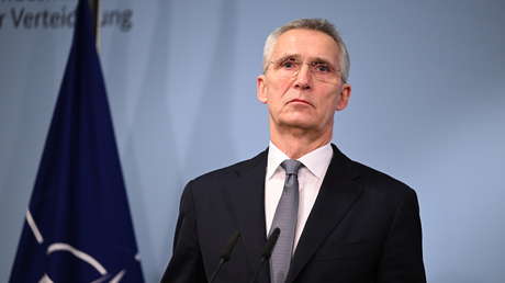 Stoltenberg: "La OTAN confía en una pronta solución para el suministro de vehículos de combate a Ucrania"
