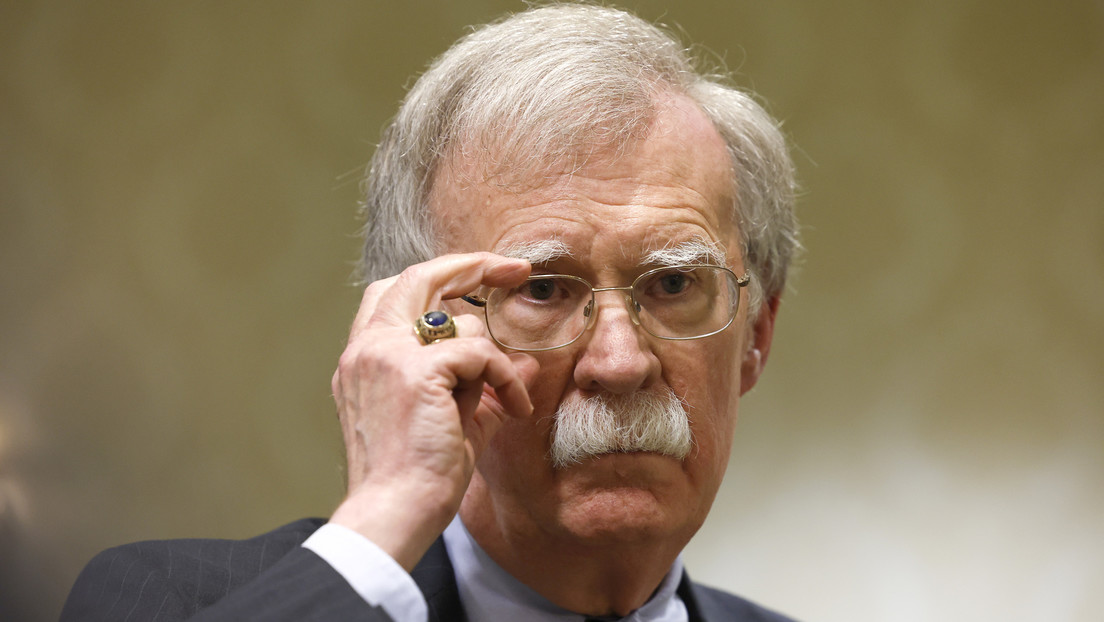 Bolton: Para "ganar la guerra" EE.UU. debe evitar que Francia y Alemania negocien con Rusia