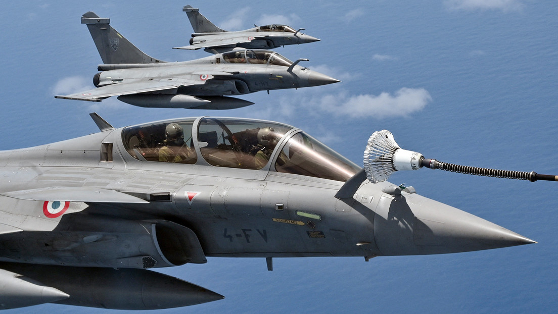 Eurodiputados piden que se sopese la posibilidad de enviar aviones de combate y misiles a Kiev