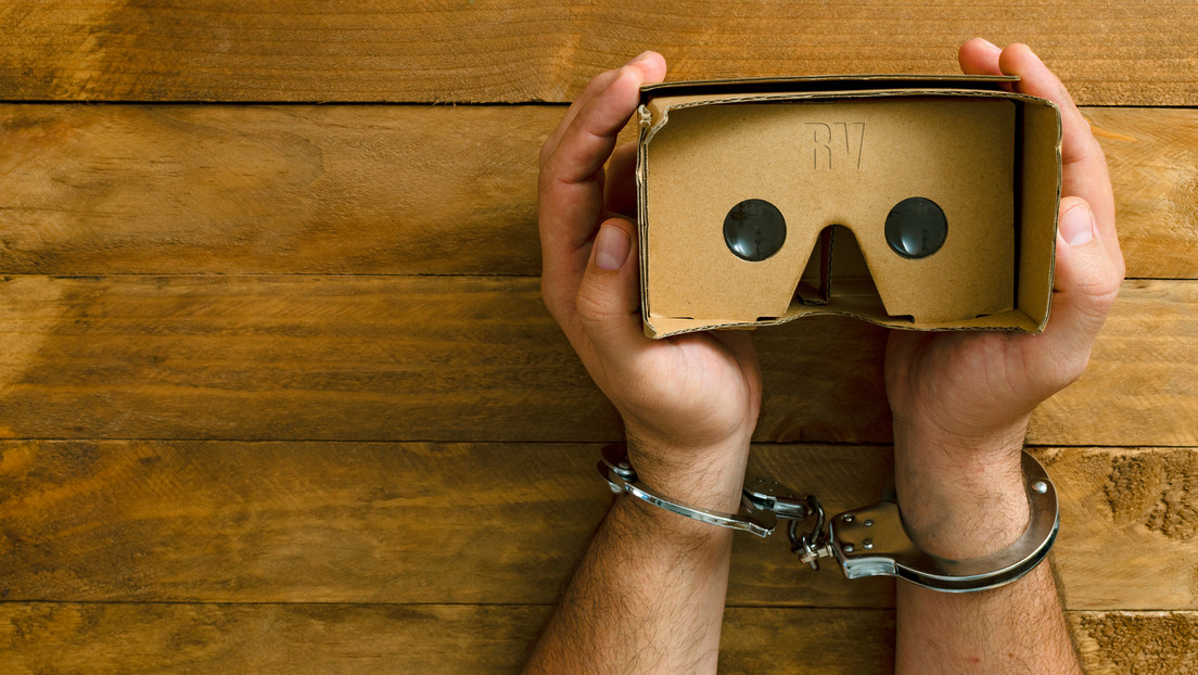 Detienen por primera vez a un sospechoso de pornografía infantil "en el metaverso" en España