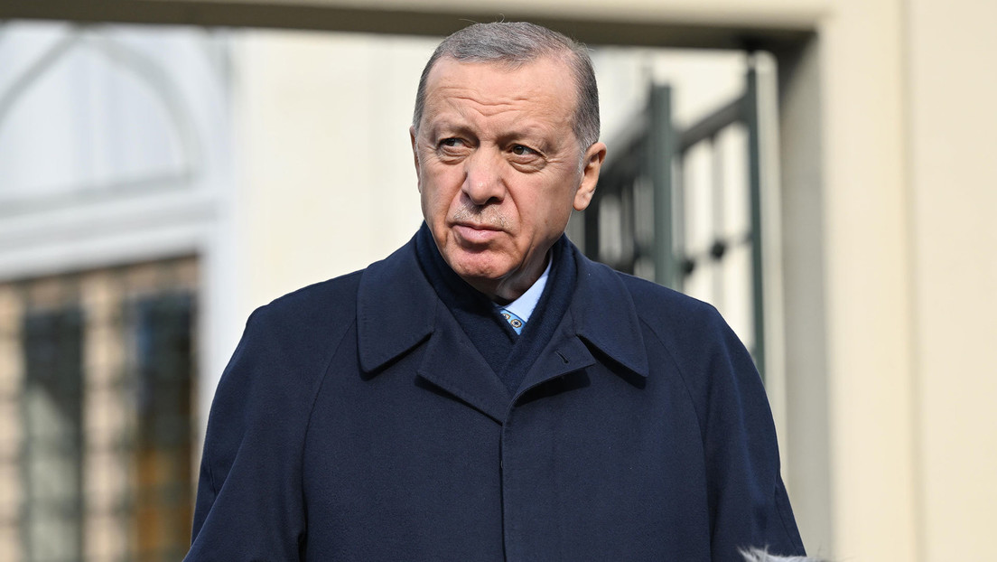 Turquía aceptará la asistencia de Rusia tras los fuertes terremotos