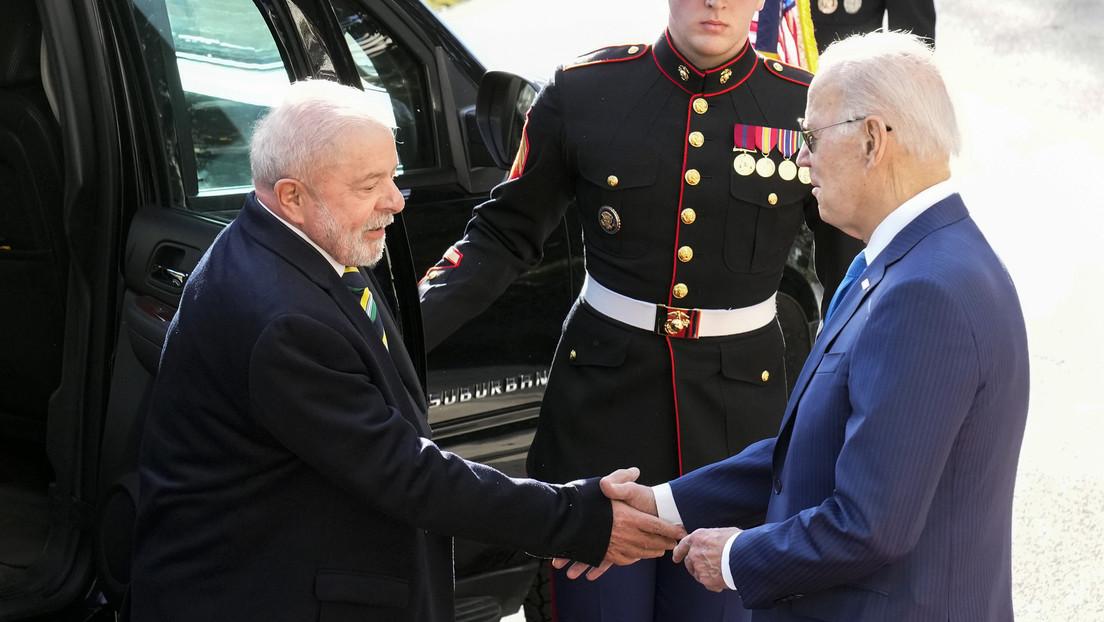 "Es necesario dejar de disparar": Lula aboga en su encuentro con Biden por crear un grupo por la paz para terminar el conflicto en Ucrania