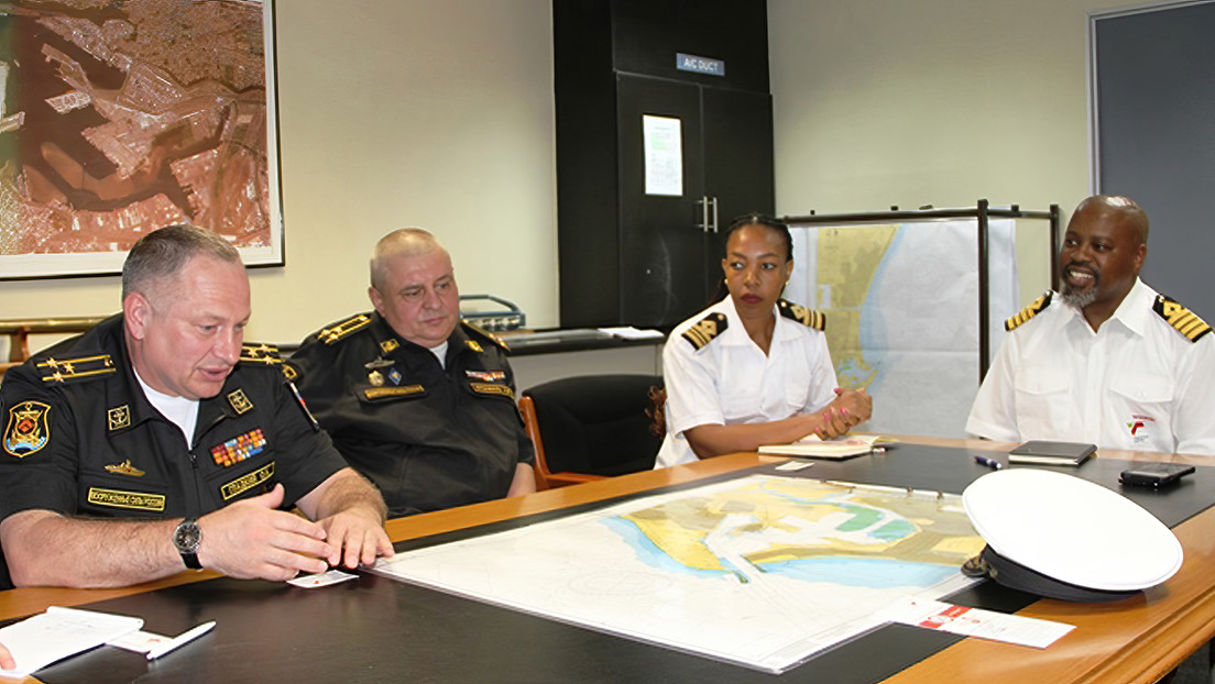 ¿Pierde Sudáfrica su neutralidad en el conflicto ucraniano por los ejercicios navales con Rusia y China?