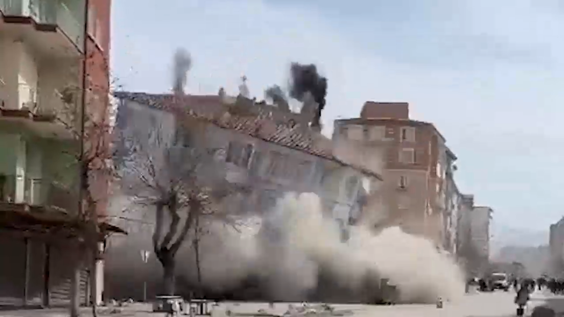 VIDEOS: Un nuevo sismo en Turquía deja al menos 1 muerto y decenas de heridos