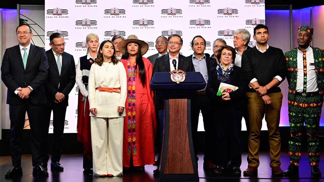 Petro pide a partidos de Gobierno participar en la reforma al sistema de salud de Colombia