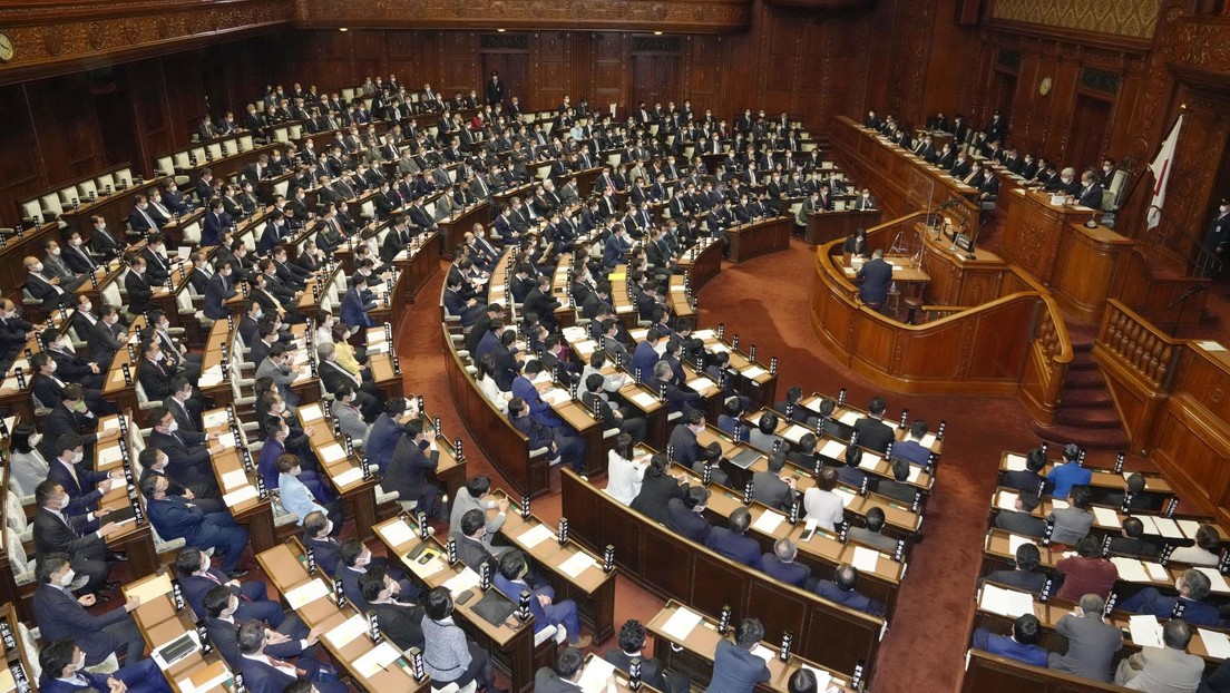 El Parlamento japonés aprueba un presupuesto militar récord de 50.000 millones de dólares